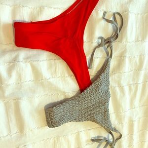 Pair of cheeky bottoms 🍑 lightly worn.